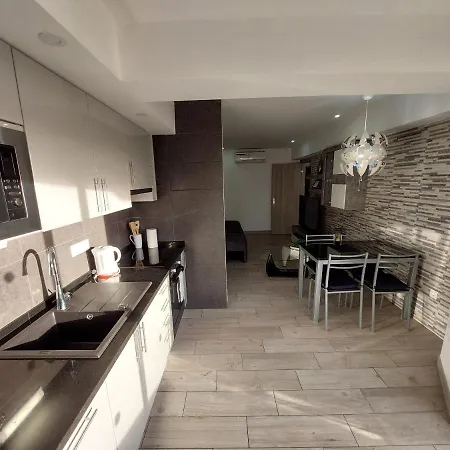 Appartement Praia Da Rocha Com Piscina Portimão