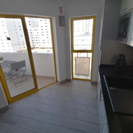 Praia Da Rocha Com Piscina Lejlighed Portimão